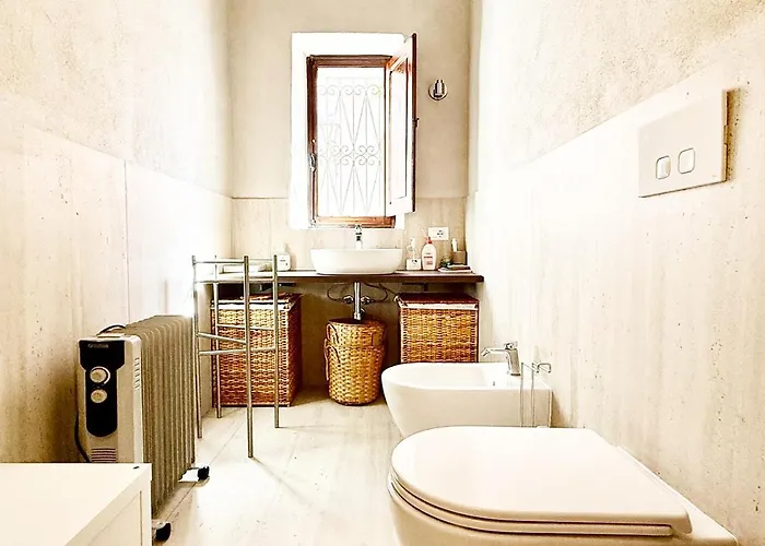 Pgs Immobiliare Srls Residenza Cairoli 03 Bilocale In Centro Storico 马达莱纳